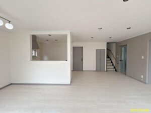 豊岡13条2丁目_リフォーム済！中古住宅｜IEKURAS 写真4